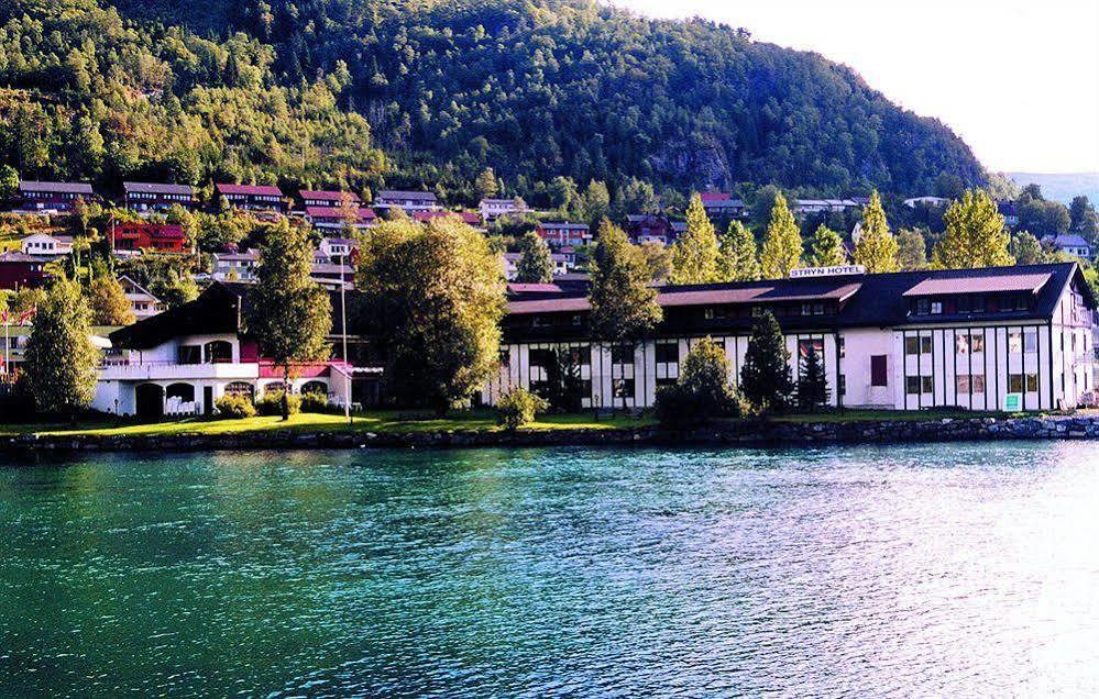 Visnes Hotel Stryn Esterno foto