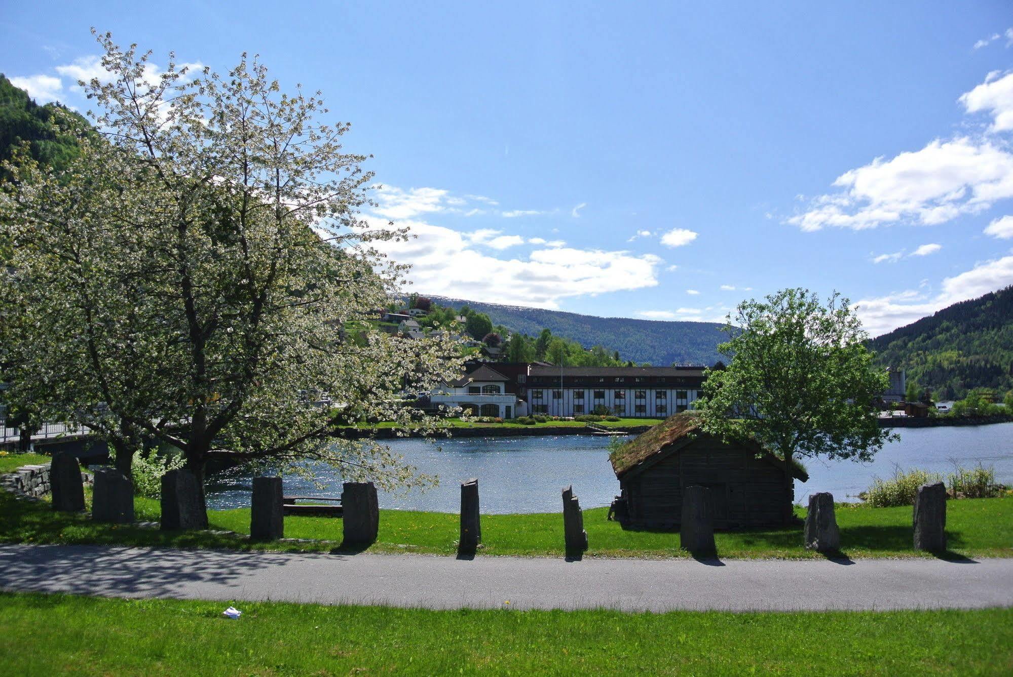 Visnes Hotel Stryn Esterno foto